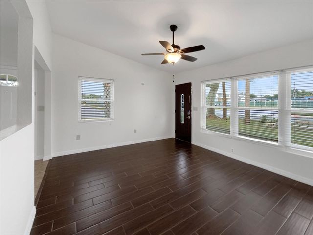 930 SCHOOL STREET, Clermont, FL 34711