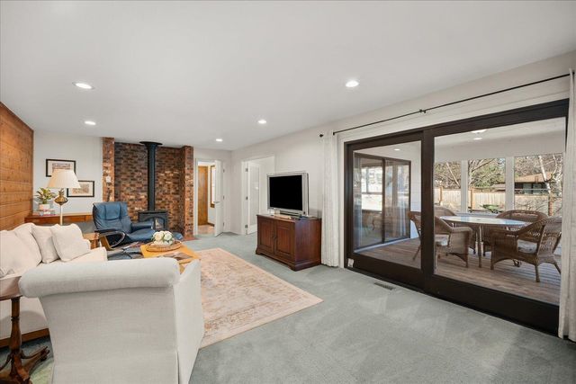 2711 S Pittsburg St, Spokane, WA 99203