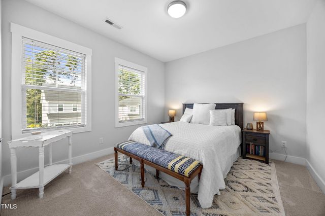 520 Roycroft Drive, Wake Forest, NC 27587