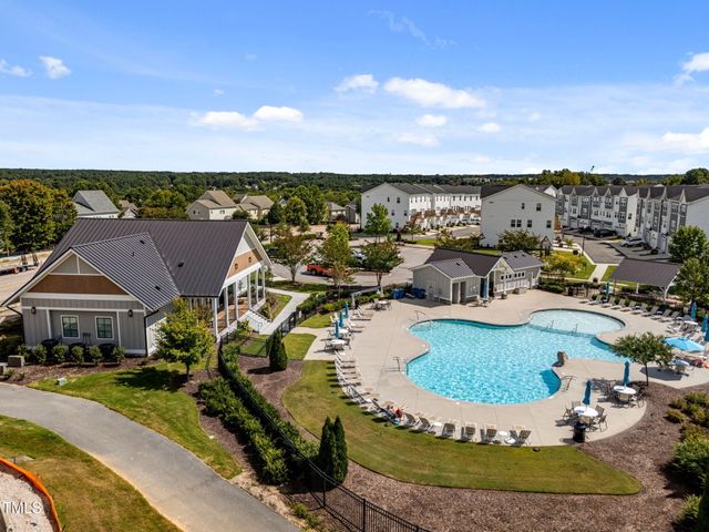 520 Roycroft Drive, Wake Forest, NC 27587