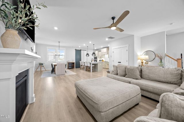 520 Roycroft Drive, Wake Forest, NC 27587