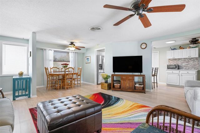 981 N GONDOLA DRIVE, Venice, FL 34293