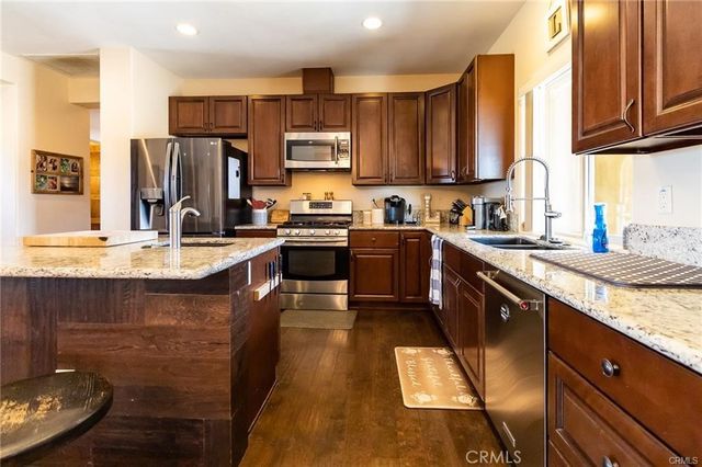 8212 Emerson, Yucca Valley, CA 92284