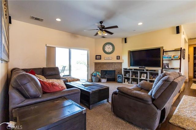 8212 Emerson, Yucca Valley, CA 92284