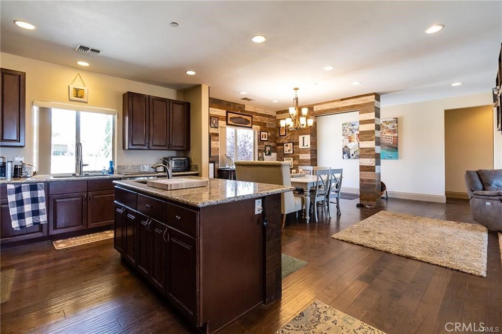 8212 Emerson, Yucca Valley, CA 92284