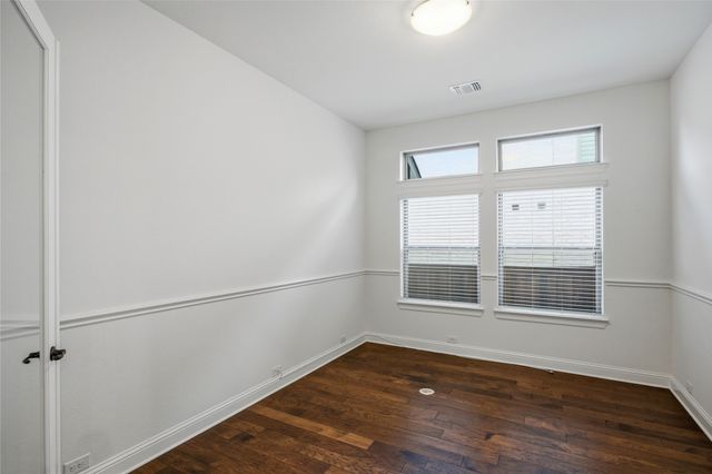 2217 Moore Valley Drive, Mckinney, TX 75071