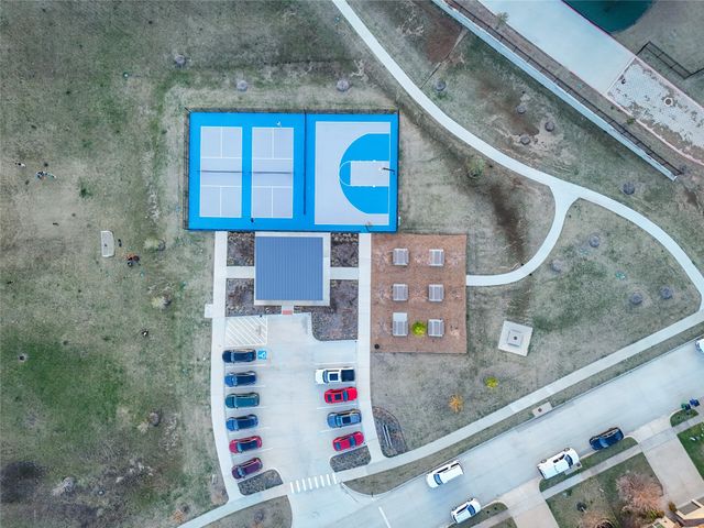 2217 Moore Valley Drive, Mckinney, TX 75071