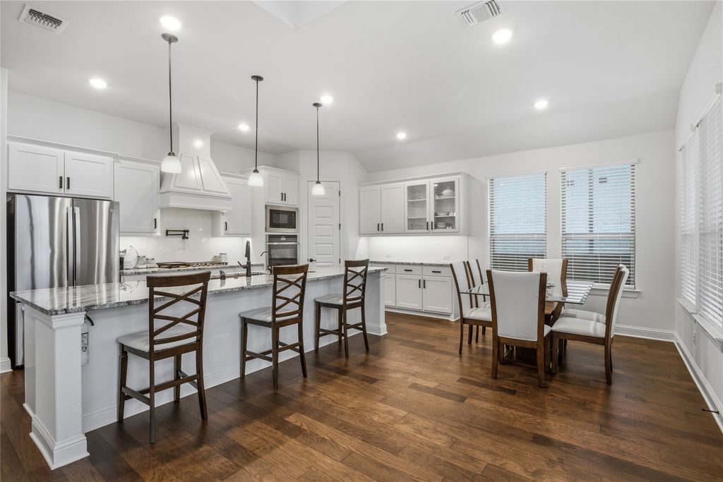 2217 Moore Valley Drive, Mckinney, TX 75071