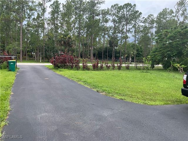 4143 2nd AVE NE, Naples, FL 34120