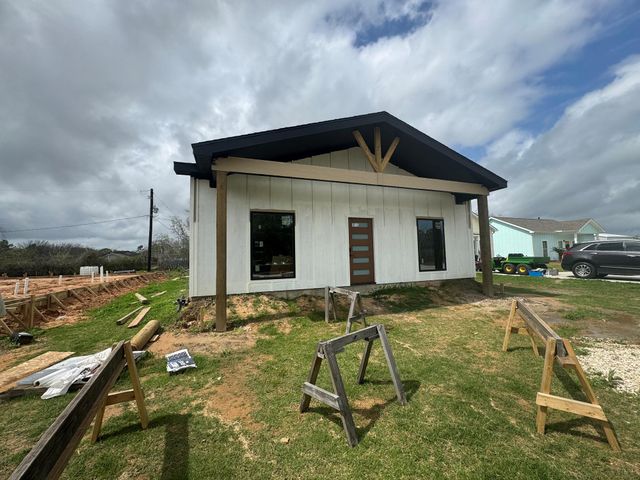 510 Jenni Lane, San Leon, TX 77539