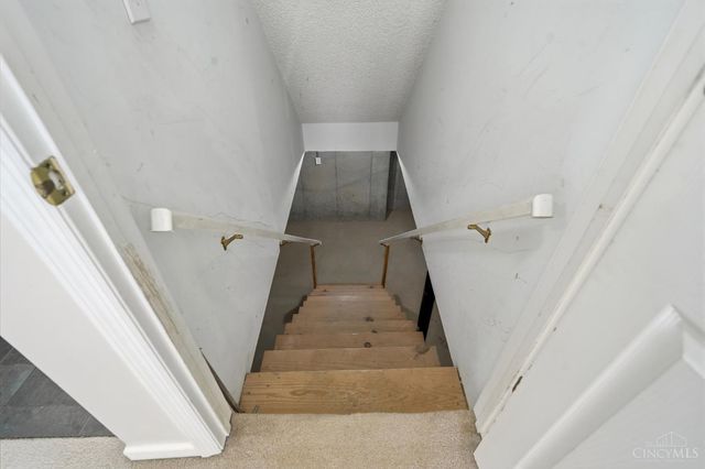 1776 Thall Drive, Hamilton, OH 45013