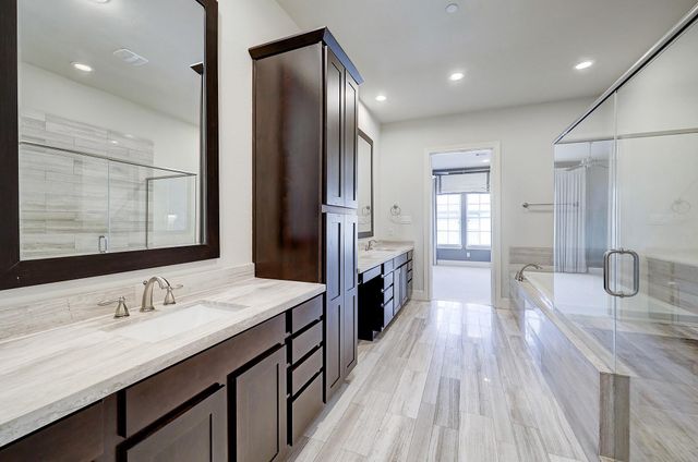 1110 Thompson Street, Houston, TX 77007