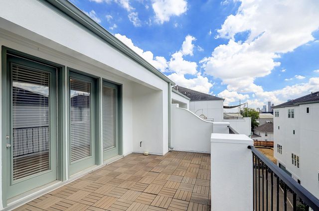 1110 Thompson Street, Houston, TX 77007