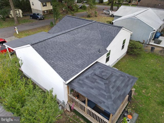 8315 CEDAR LN, Lusby, MD 20657