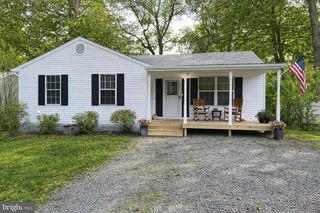 8315 CEDAR LN, Lusby, MD 20657