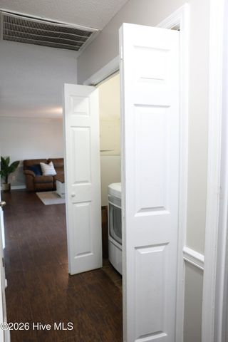 425 Palmetto Court, Jacksonville, NC 28546