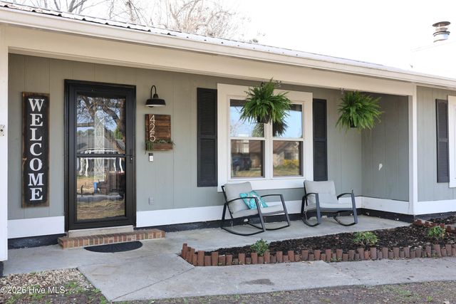 425 Palmetto Court, Jacksonville, NC 28546