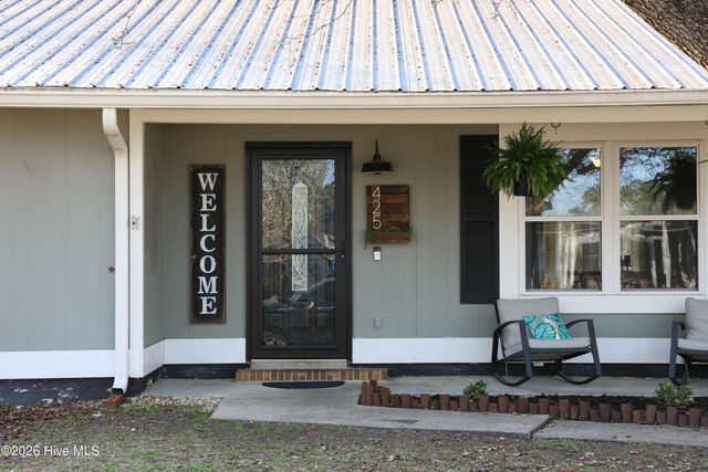 425 Palmetto Court, Jacksonville, NC 28546