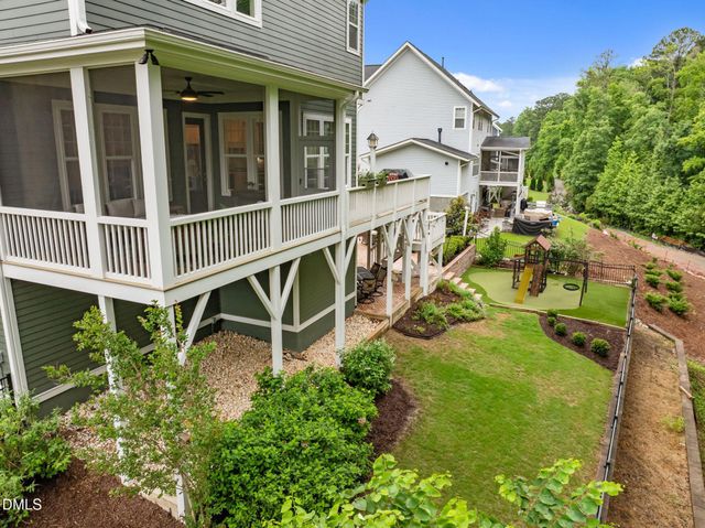 821 Rambling Oaks Lane, Holly Springs, NC 27540