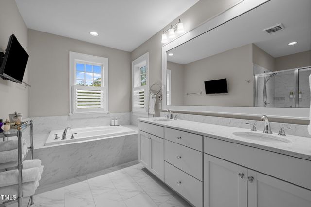 821 Rambling Oaks Lane, Holly Springs, NC 27540