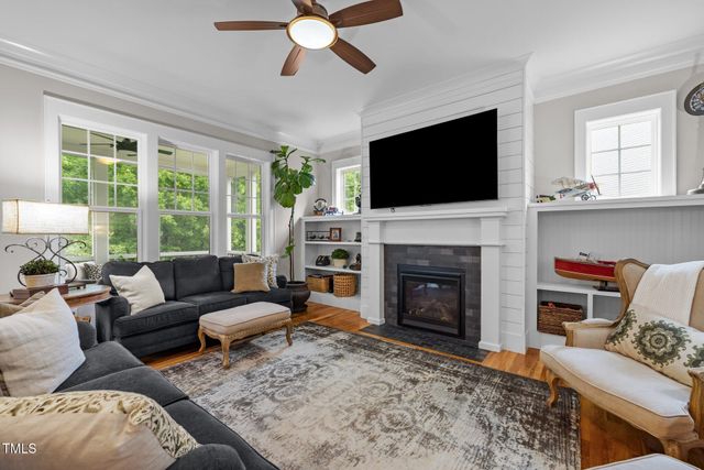 821 Rambling Oaks Lane, Holly Springs, NC 27540