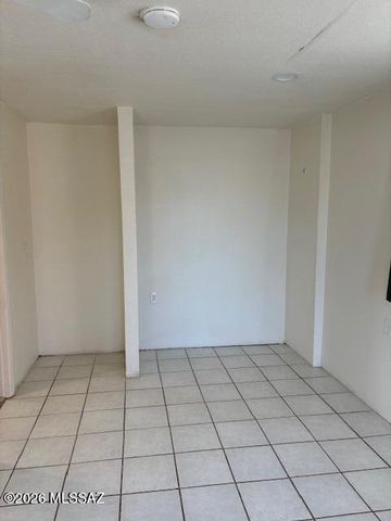 6857 S Melody Avenue, Tucson, AZ 85756