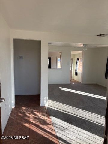 6857 S Melody Avenue, Tucson, AZ 85756