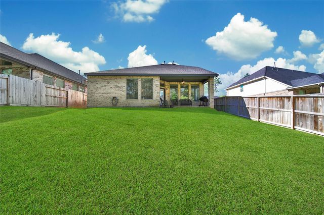 128 Yellow Perch Way, Conroe, TX 77318