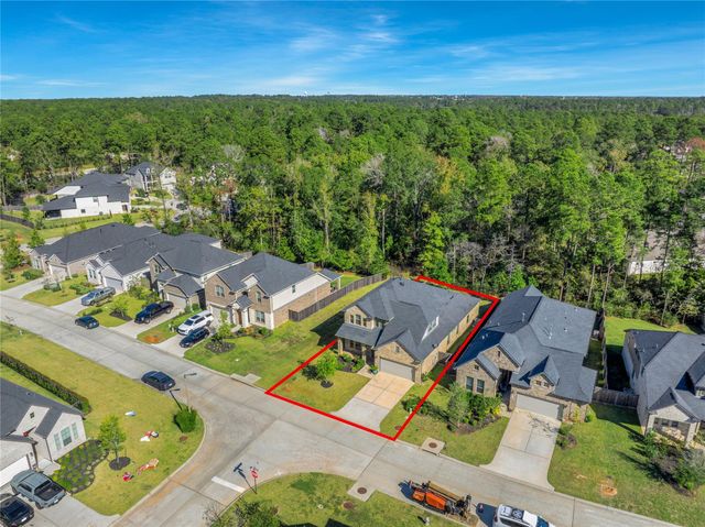 128 Yellow Perch Way, Conroe, TX 77318