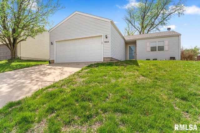 905 HELENE Street, Springfield, IL 62702