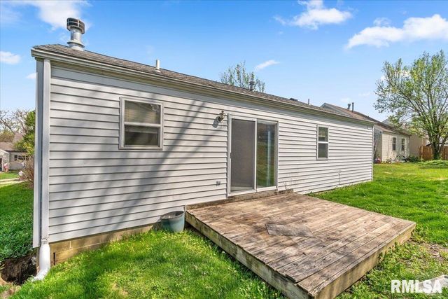 905 HELENE Street, Springfield, IL 62702