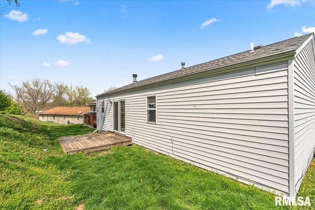905 HELENE Street, Springfield, IL 62702