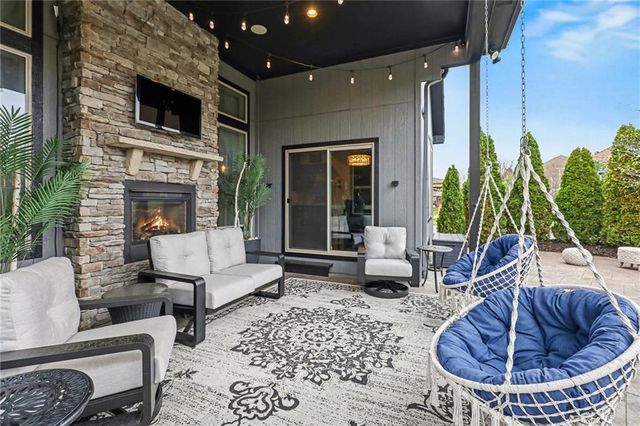 16248 Wedd Street, Overland Park, KS 66085