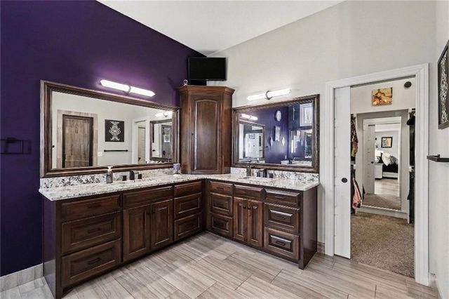 16248 Wedd Street, Overland Park, KS 66085
