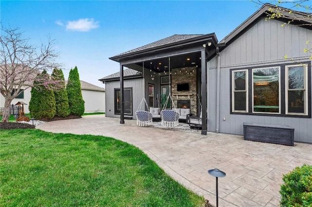 16248 Wedd Street, Overland Park, KS 66085