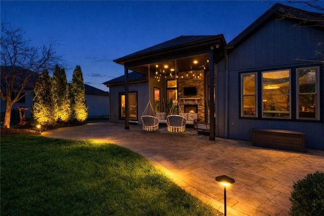 16248 Wedd Street, Overland Park, KS 66085
