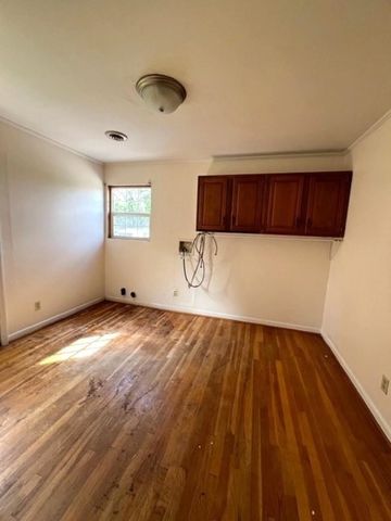 107 Honeysuckle Lane, Huntington, WV 25701