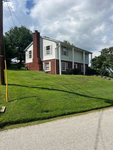 107 Honeysuckle Lane, Huntington, WV 25701