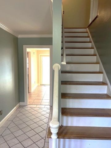 107 Honeysuckle Lane, Huntington, WV 25701