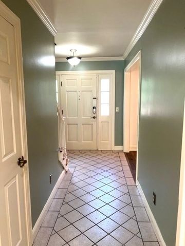 107 Honeysuckle Lane, Huntington, WV 25701