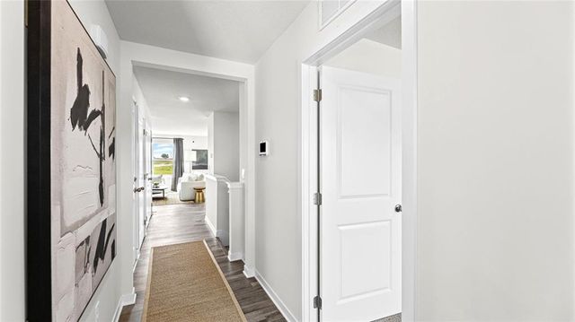 10274 Sorano Drive, Peculiar, MO 64078