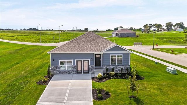 10274 Sorano Drive, Peculiar, MO 64078