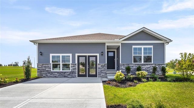 10274 Sorano Drive, Peculiar, MO 64078