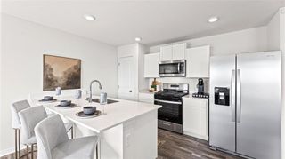 10274 Sorano Drive, Peculiar, MO 64078
