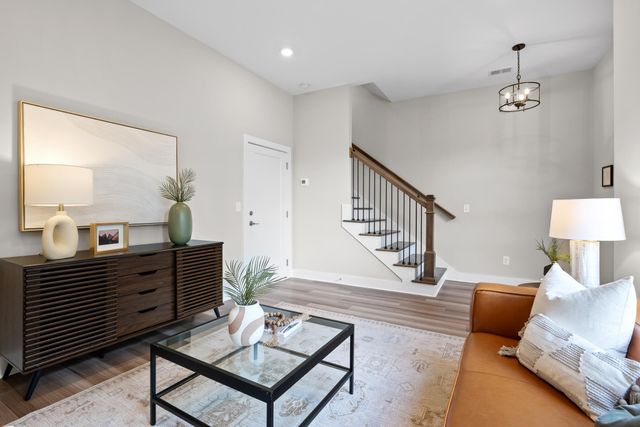 757 Burnside Place, Chattanooga, TN 37408