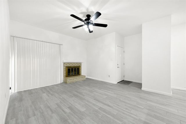 5001 Lamonte Lane 110, Houston, TX 77092