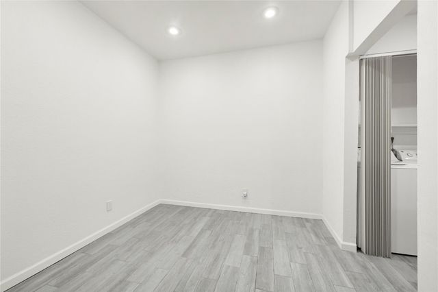 5001 Lamonte Lane 110, Houston, TX 77092