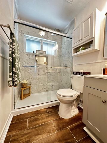 6010 Waycross DR, Austin, TX 78745