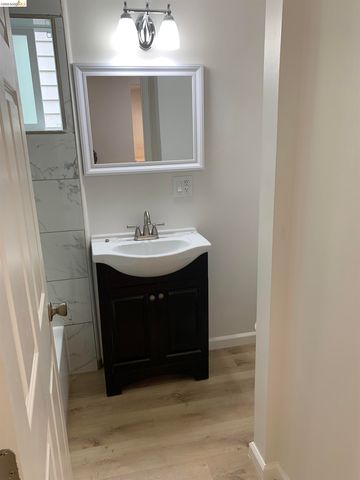 1306 53rd Avenue, Oakland, CA 94601