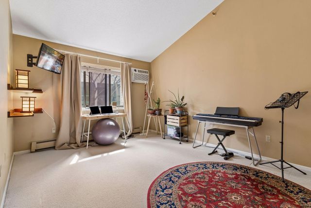 7614 York Avenue S 3215, Edina, MN 55435